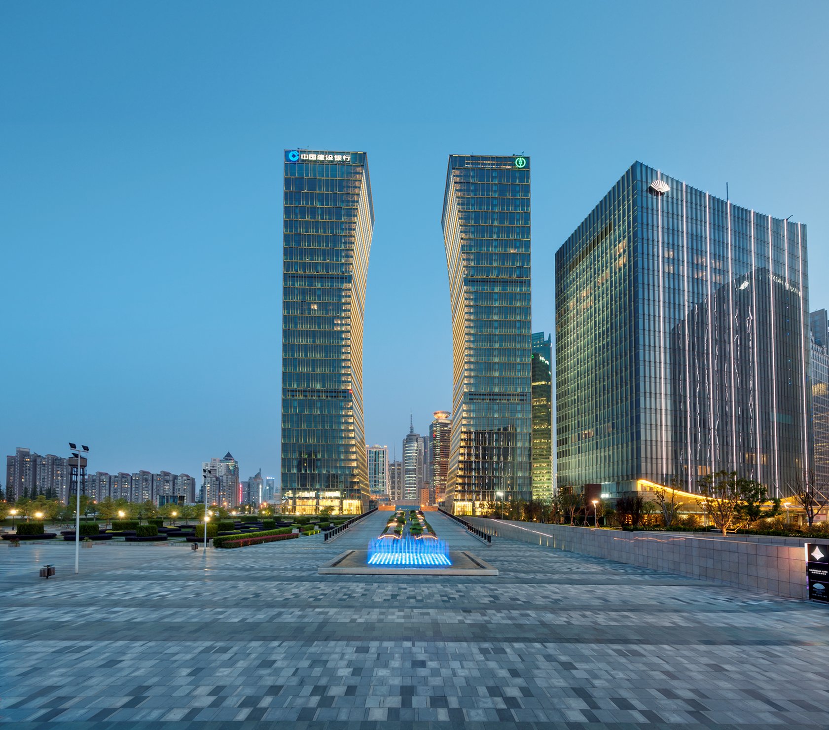 Mandarin Oriental Shanghai 71/78