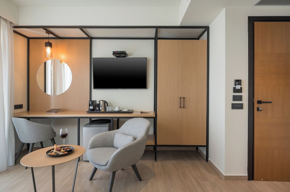 Hyperion City Hotel & Spa 61/70