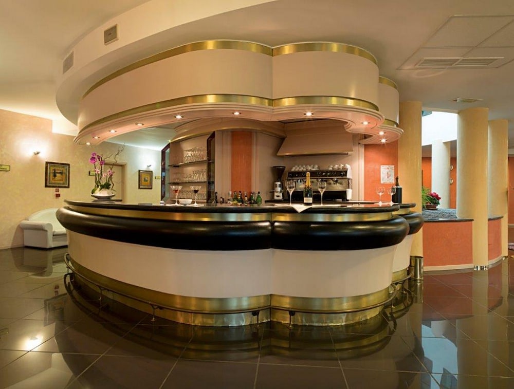 Hotel Bifi 5/33