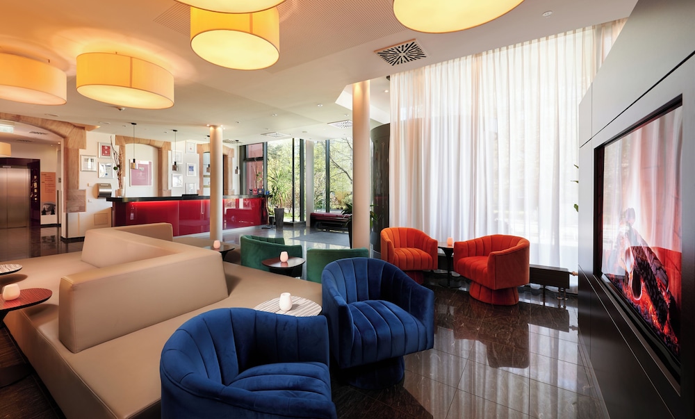 Novina Hotel Tillypark 48/71