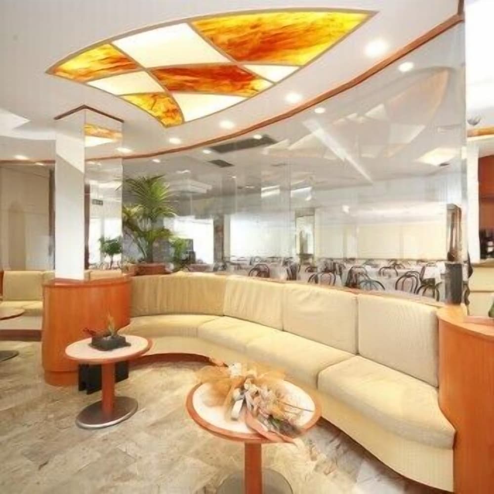 Lobby at Zurigo, RIMINI