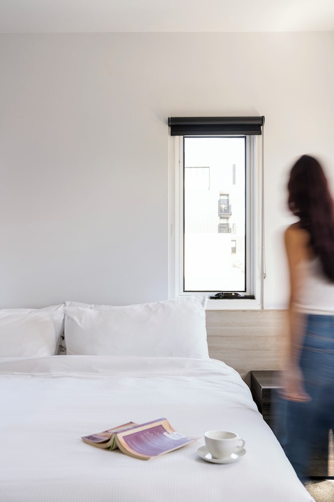 Tyrian Serviced Apartments 38/46
