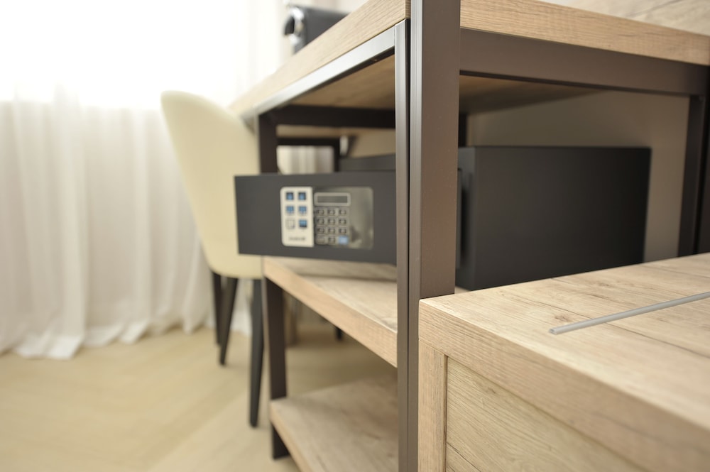 Bergamo Inn 43 24/31