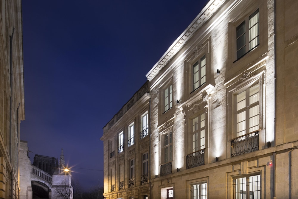 Hôtel Cardinal 1/66