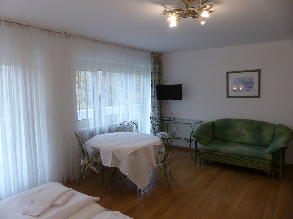 Seibel Apos S Parkhotel 33/53