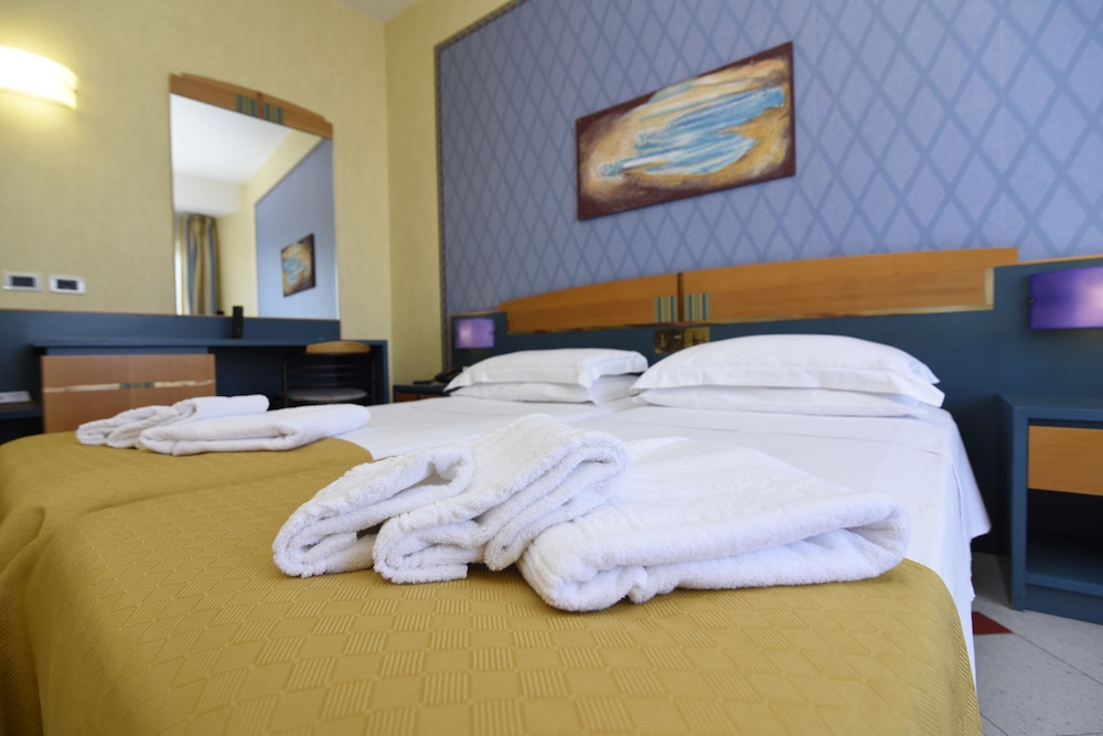 Grand Hotel President 19/50
