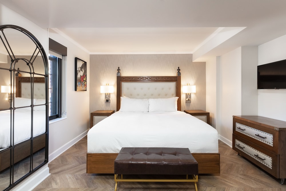 1 BEDROOM, LUXURY, SUITE, KING BED