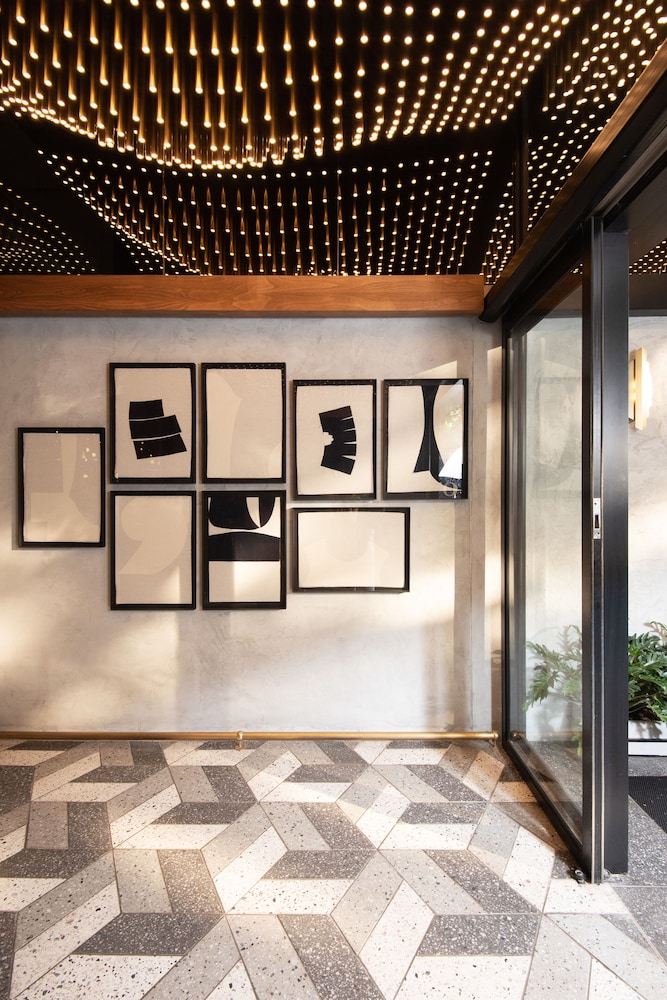 Hyde Johannesburg Rosebank 8/69