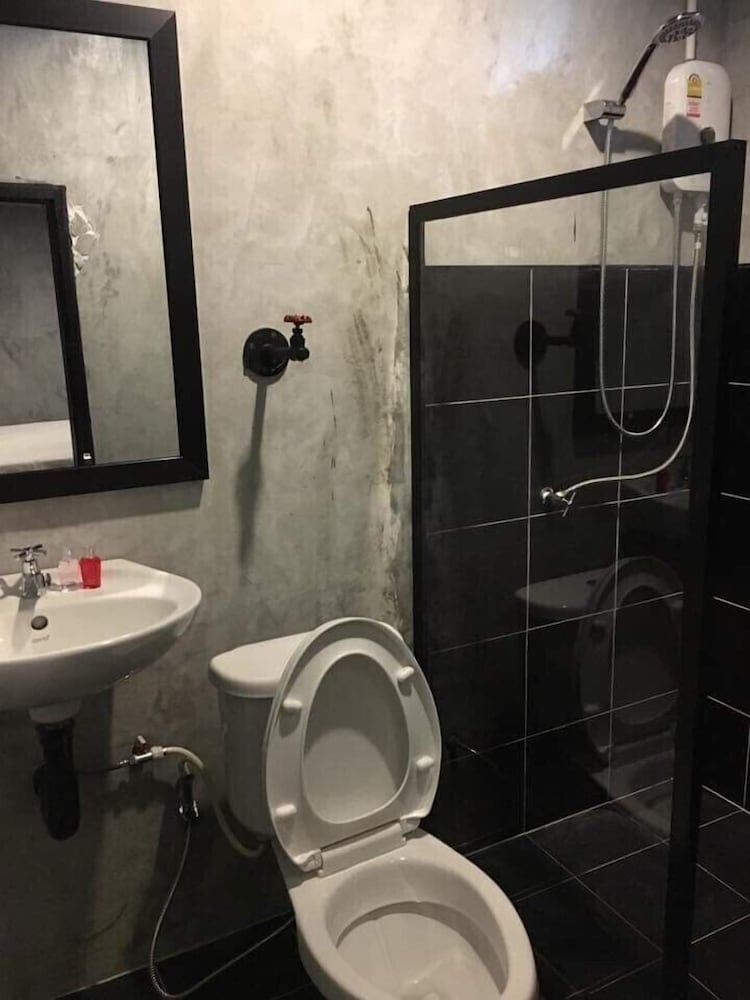 Loftel At Nakhon 30/30