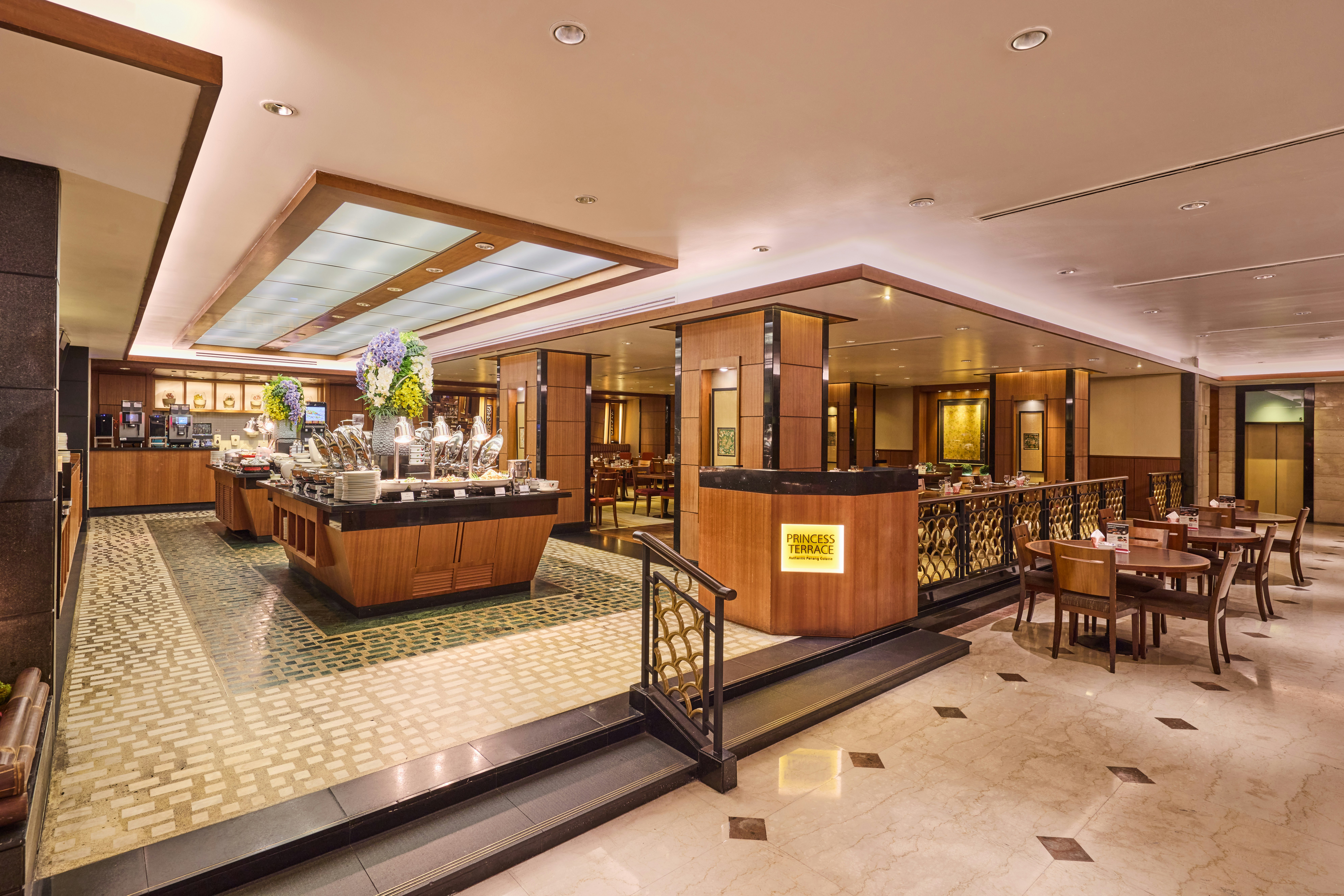 Lobby at Copthorne King's Hotel Singapore, SINGAPORE
