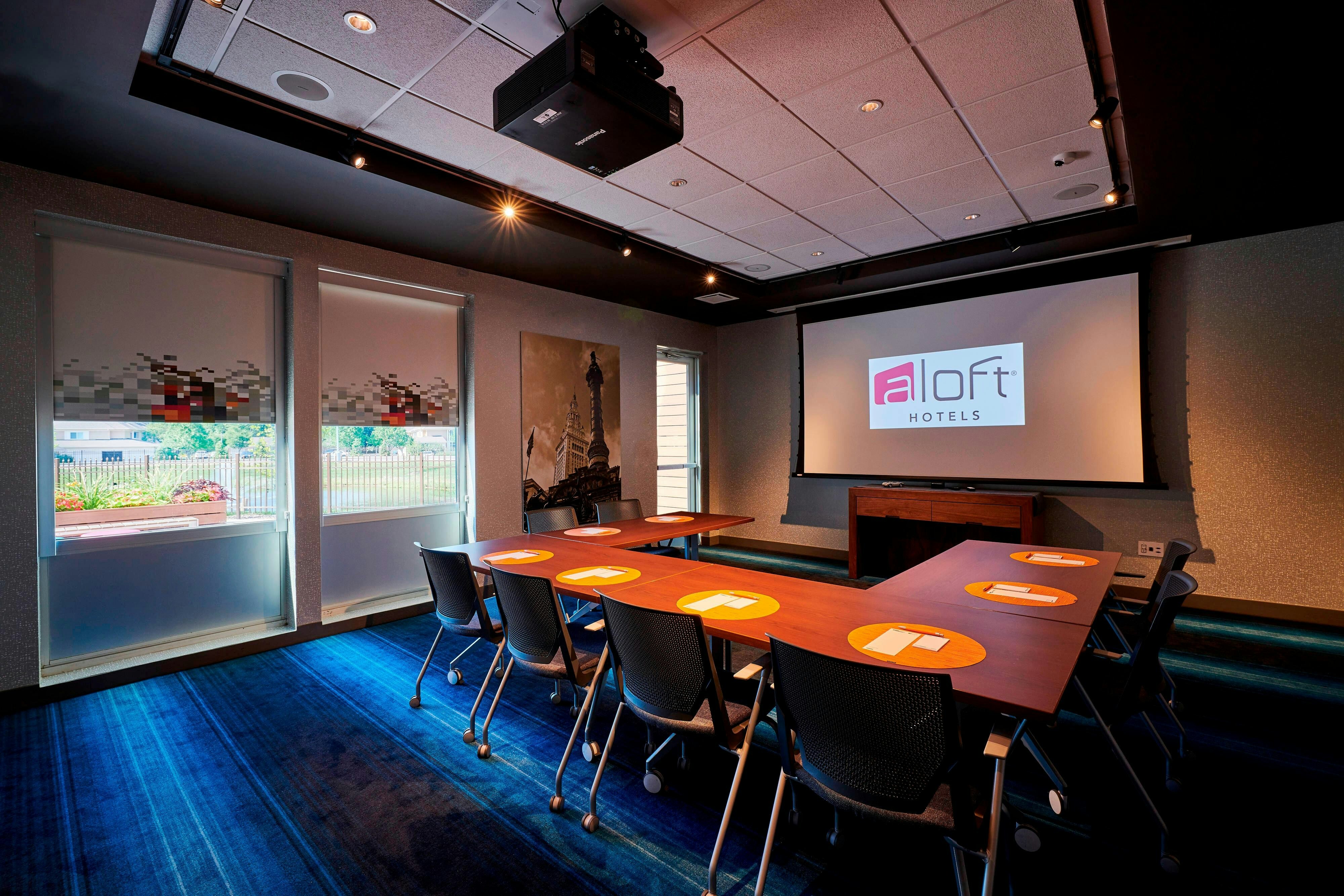ALOFT CLEVELAND AIRPORT 23/30