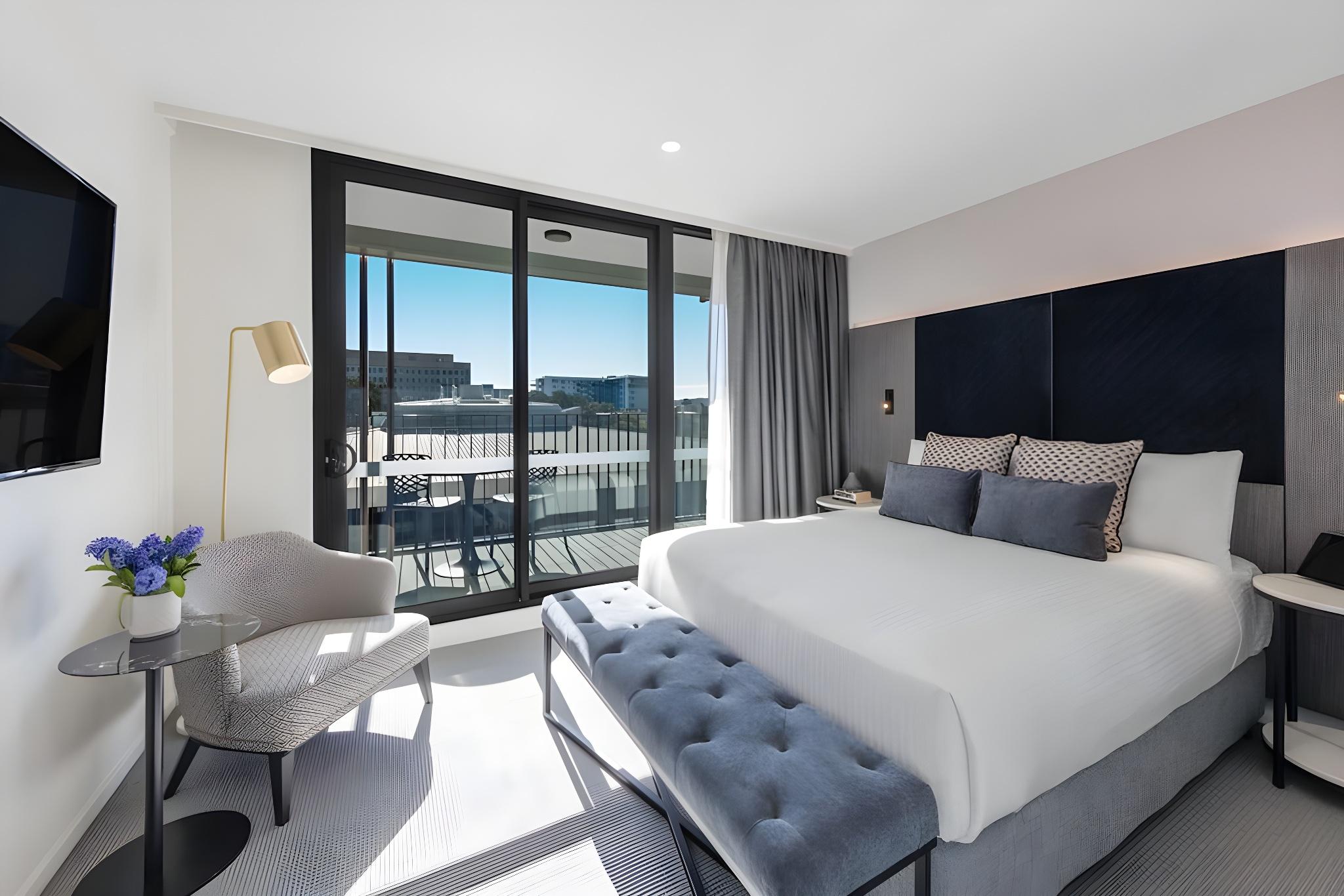 2 Bedrooms, Suite, Apartment