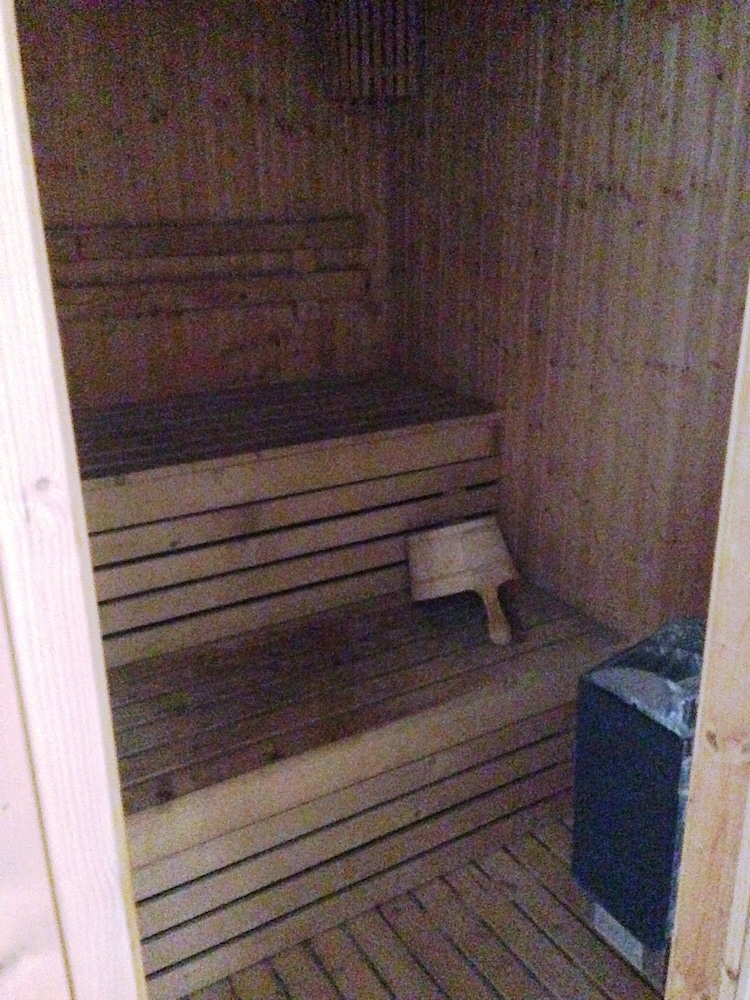 August Suites 38/69