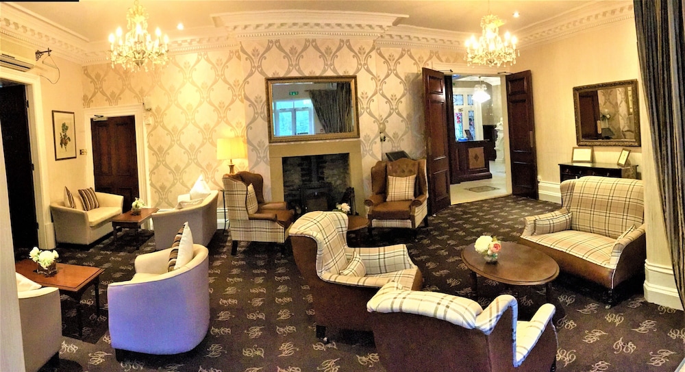 Astley Bank Hotel by Sunday 43/58