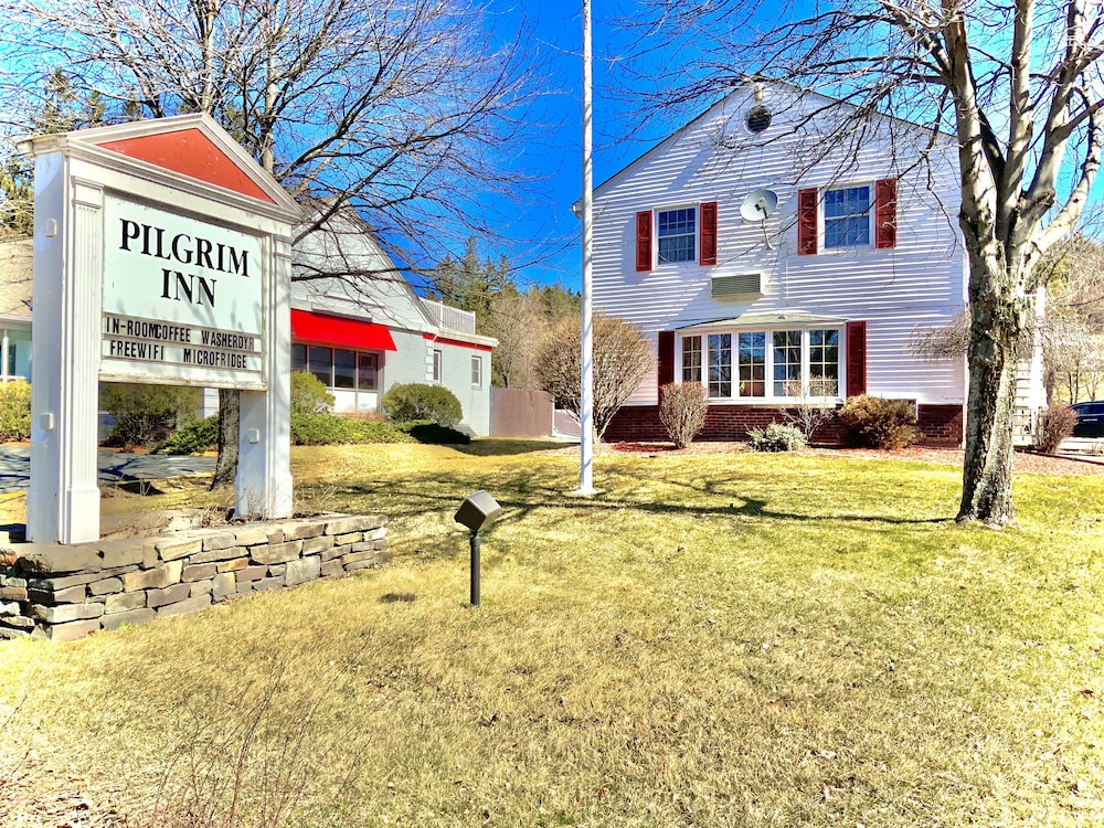 Pilgrim Inn 38/44