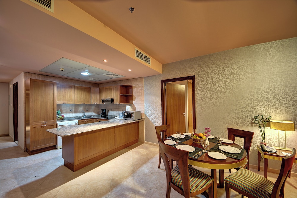 Al Manar Grand Hotel Apartment Bur Dubai 14/64