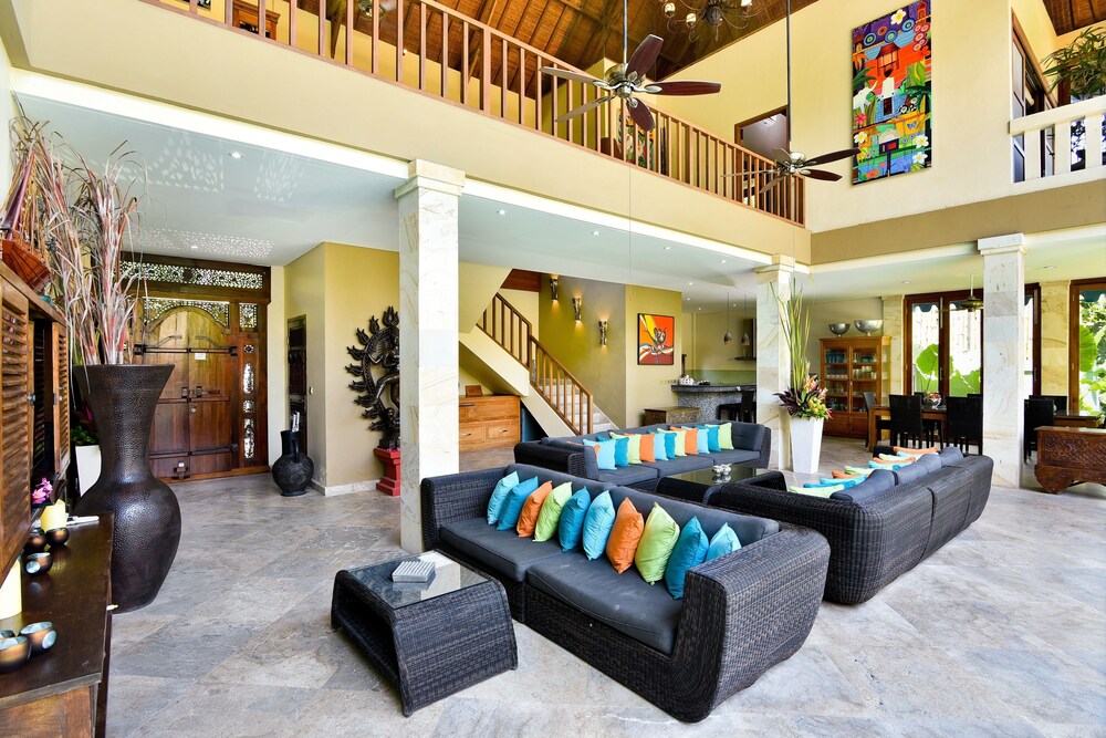 Bali Mystique Hotel And Apartments 55/79