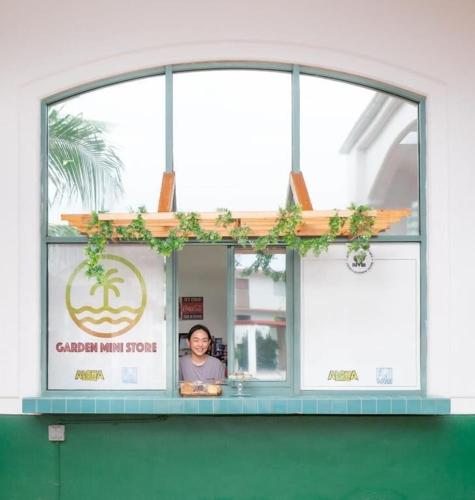 Garden Villa Hotel 8/60