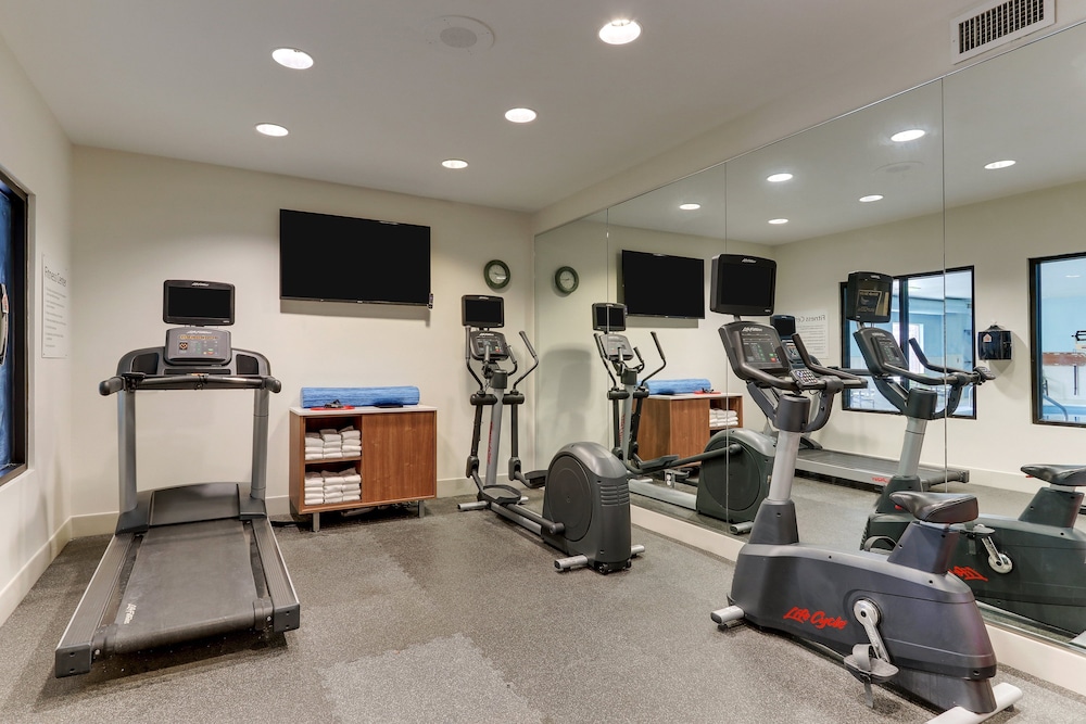 Holiday Inn Express & Suites Dayton-Centerville by IHG 31/52