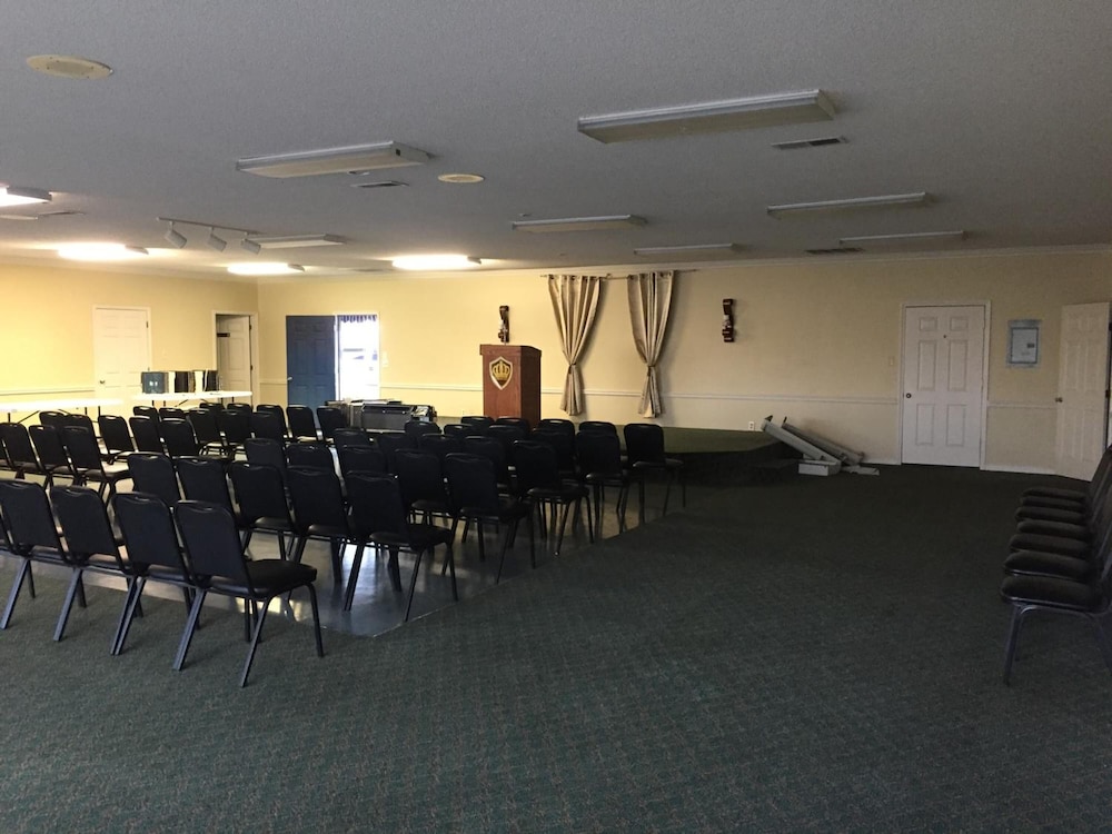 Motel6 Millington, TN 33/47