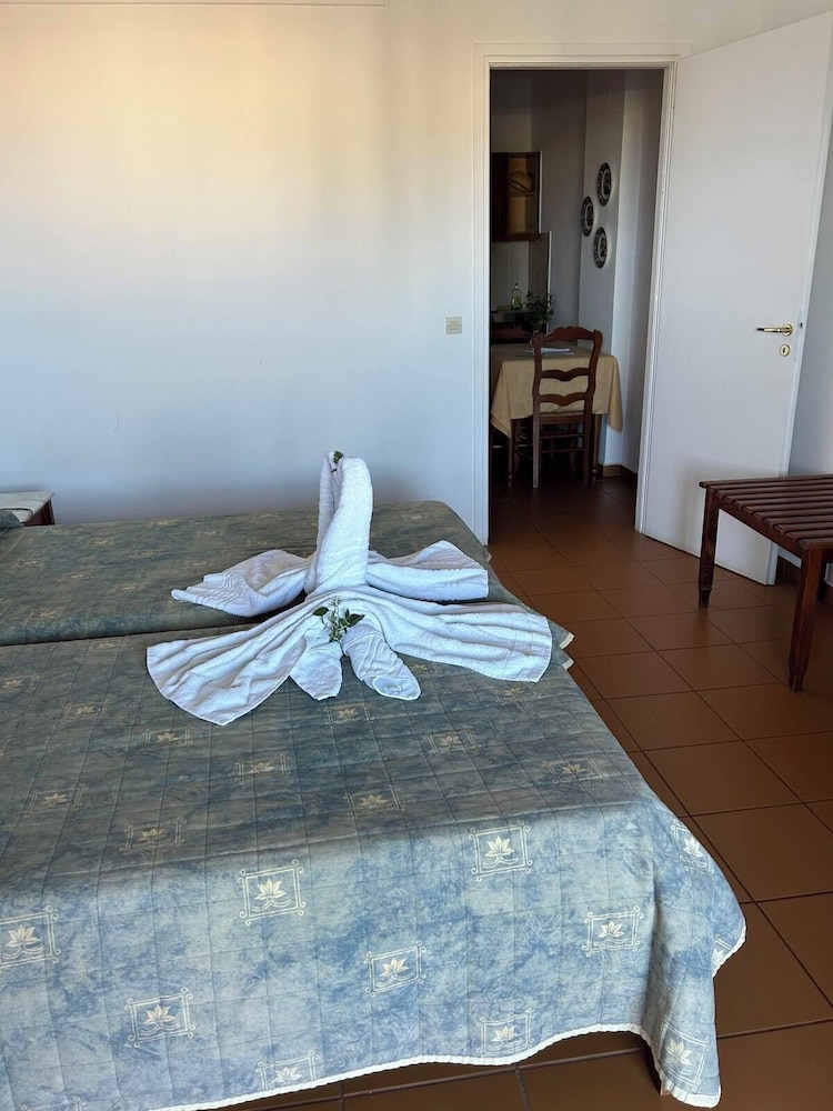 Areti Aparthotel 31/75
