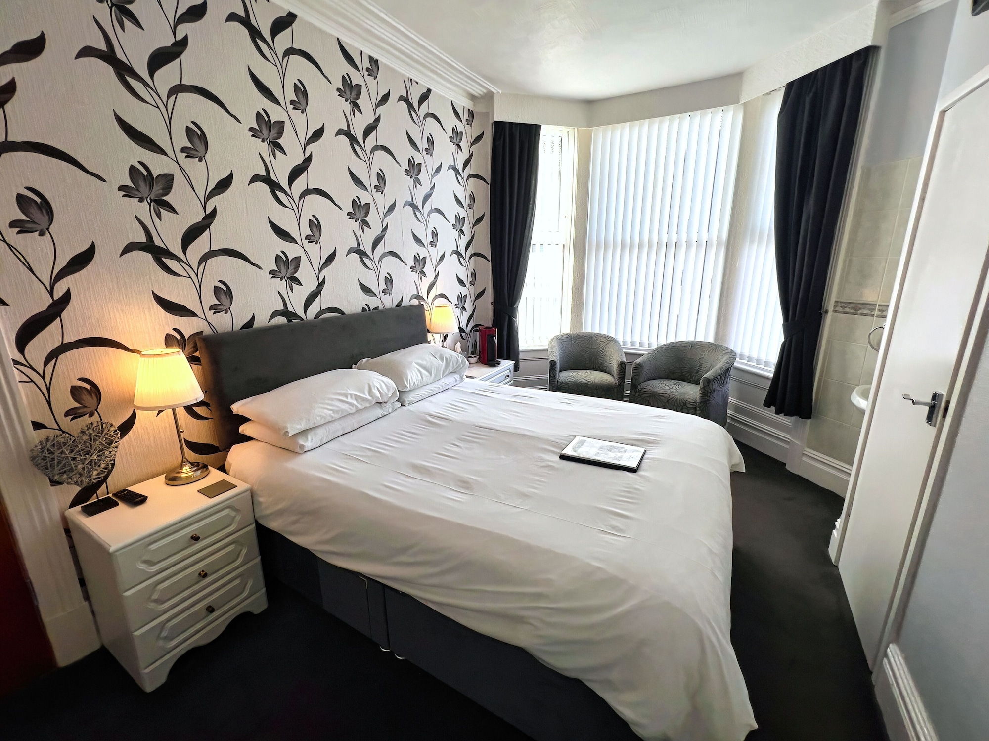 Room, King Bed