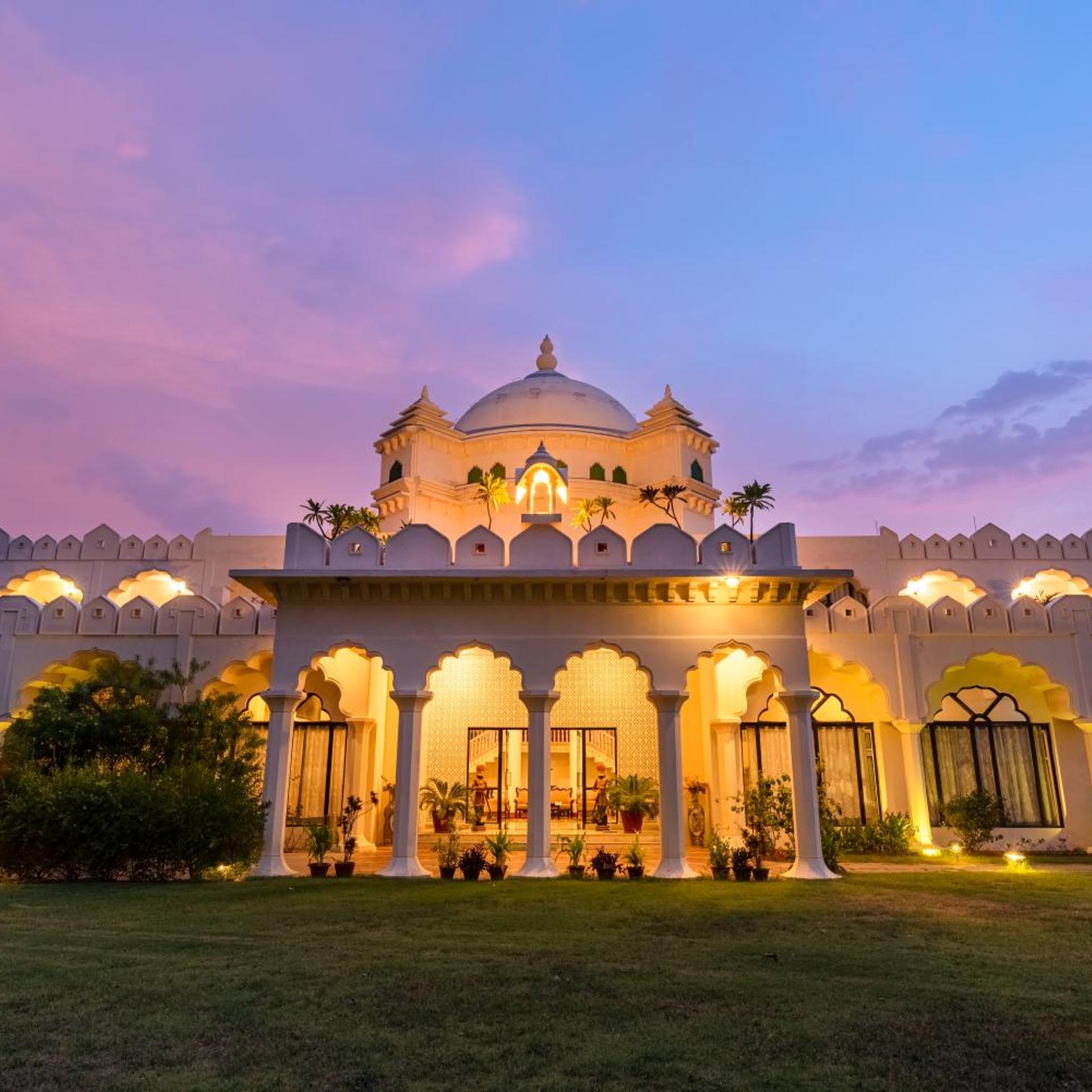 Gulaab Niwaas Palace 1/50