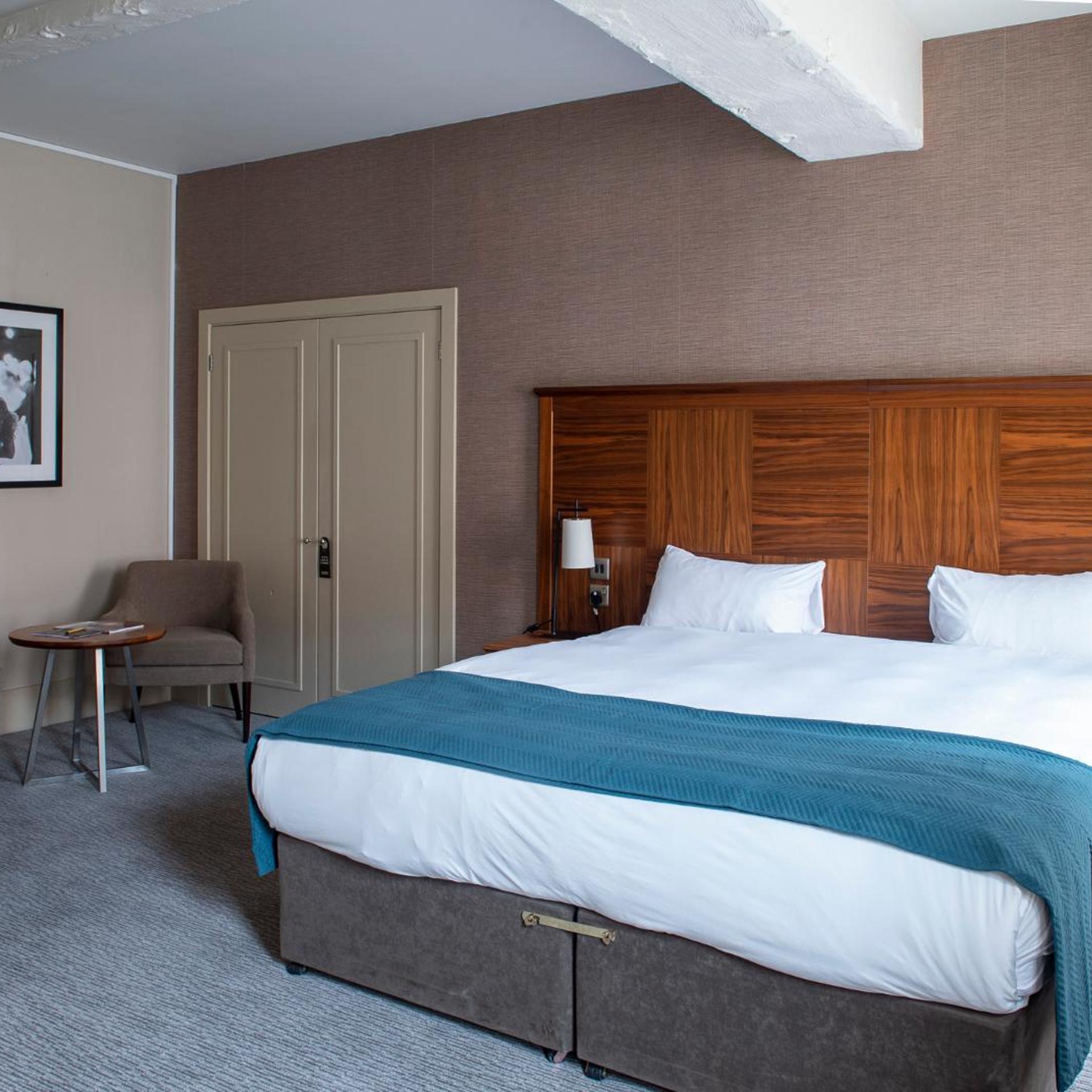 Courtyard, Double Bed