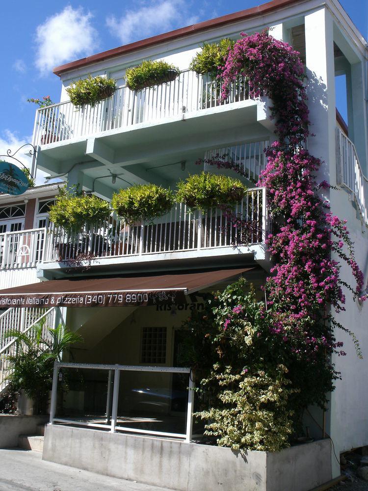 Cruz Bay Boutique Hotel 1/11