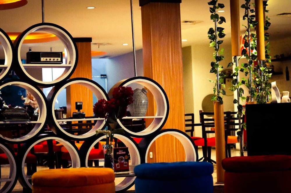 News Hotel Surabaya By Graha Pena Jawa Pos 27/50