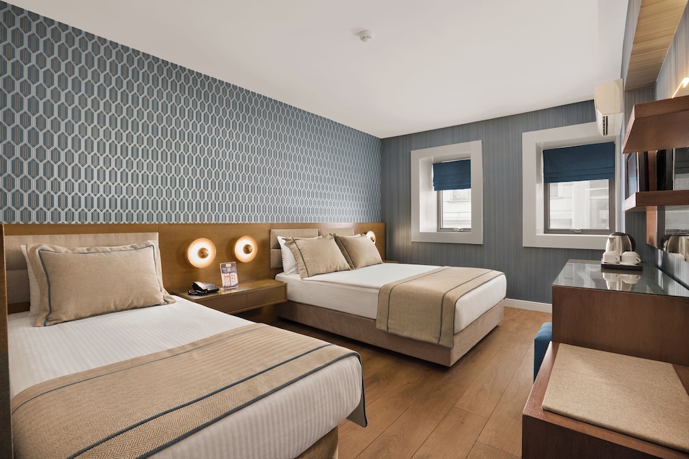 The New Hotel Zeybek 24/74