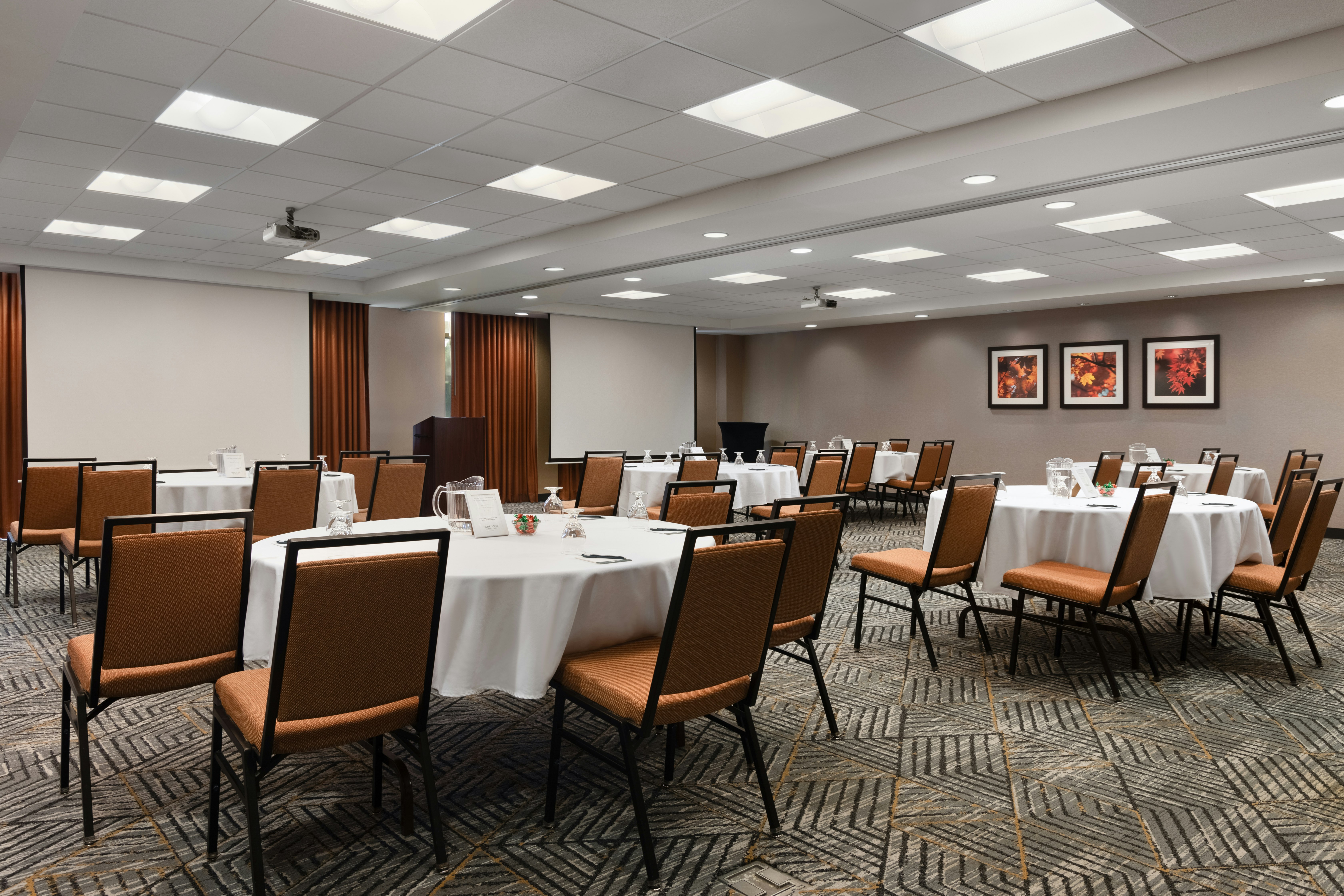 Homewood Suites by Hilton Waterloo/St. Jacobs 14/15