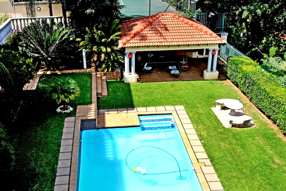 All Seasons Boutique Hotel 93/100