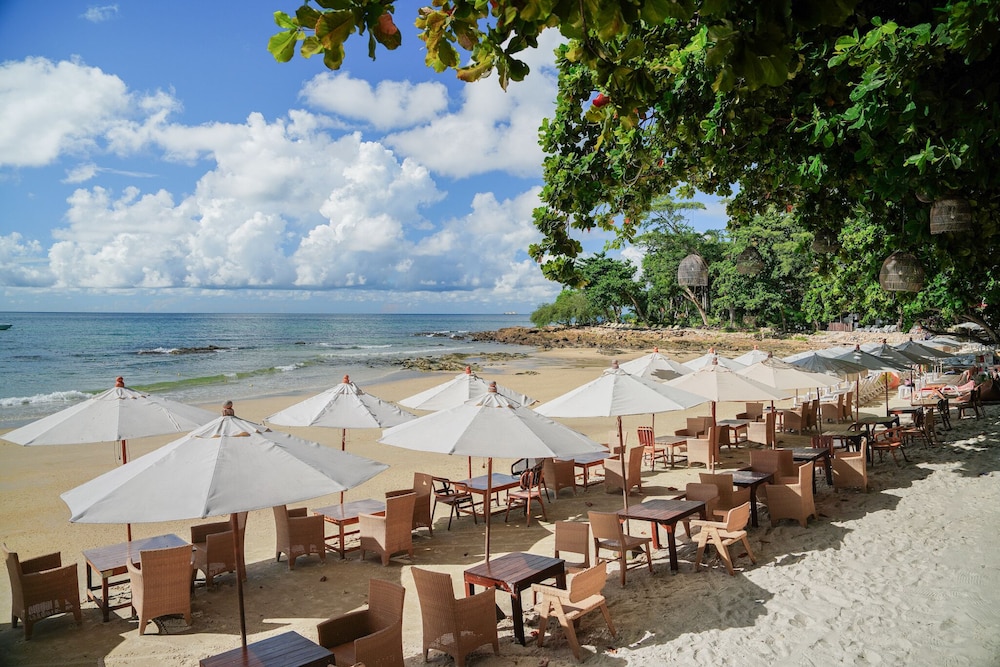 Silver Sand Samed Hotel & Resort 34/44