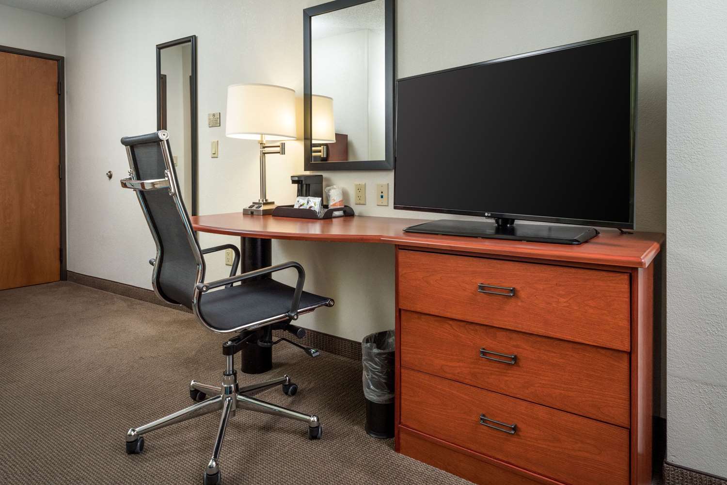 Suite, King Bed