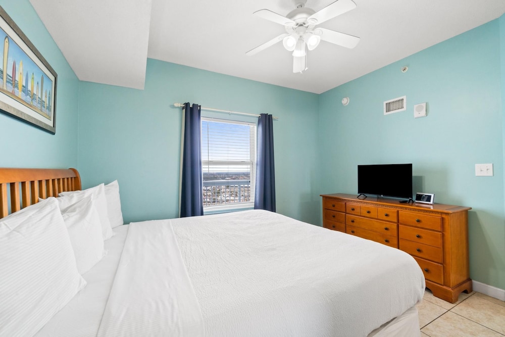1 BEDROOM, CONDO, OCEAN VIEW