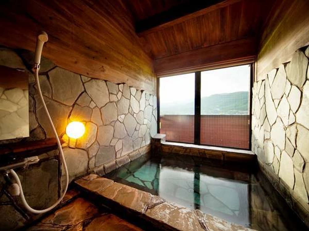 Yufuin Onsen Hotel Poppoan 12/31