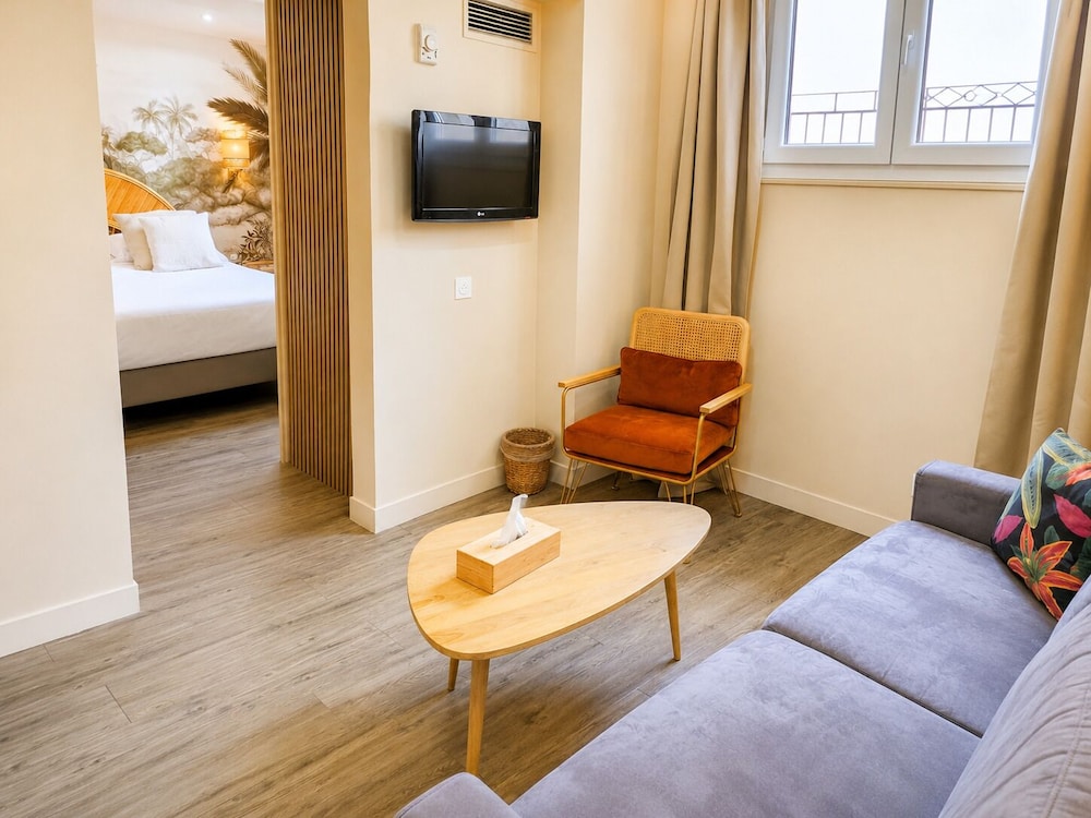 Hotel Kyriad Marseille Centre Paradis Prefecture 28/50