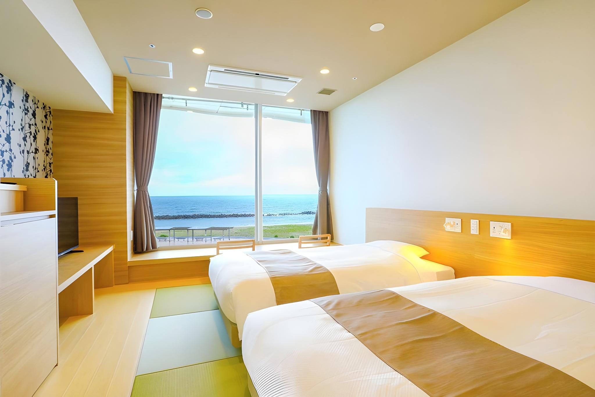 Semi Room, Japanese, Superior, 2 Semi Double Beds, Ocean View