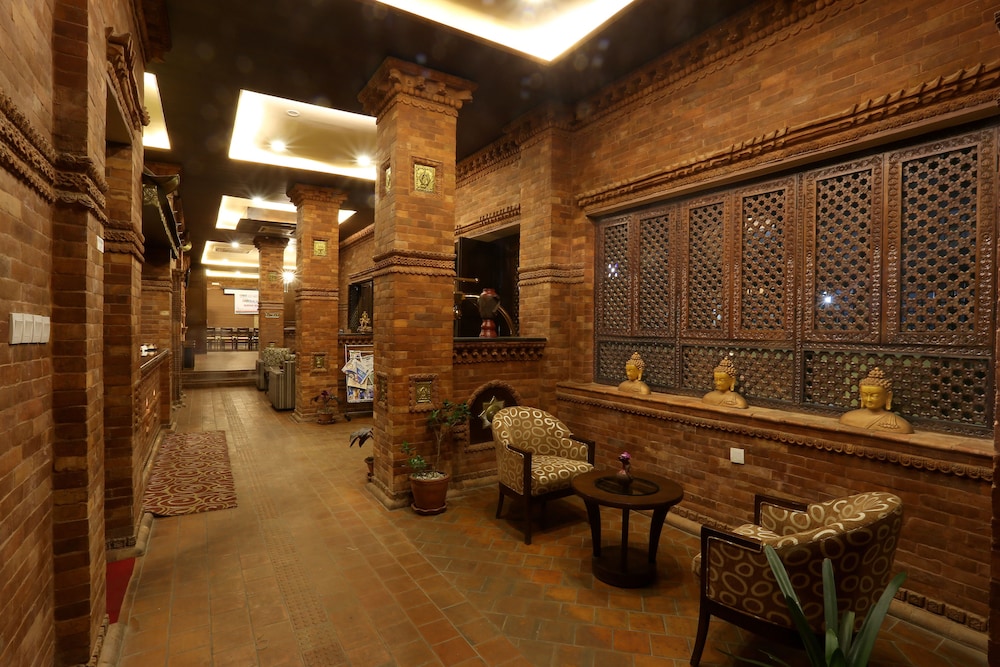 Dahlia Boutique Hotel 38/50