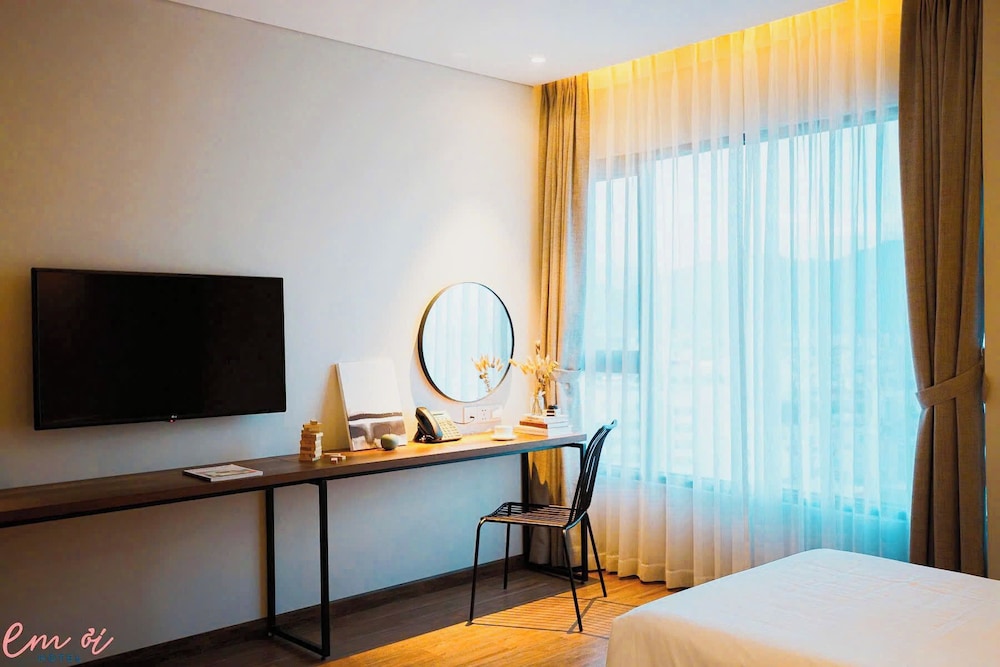 Em Oi Hotel 36/49