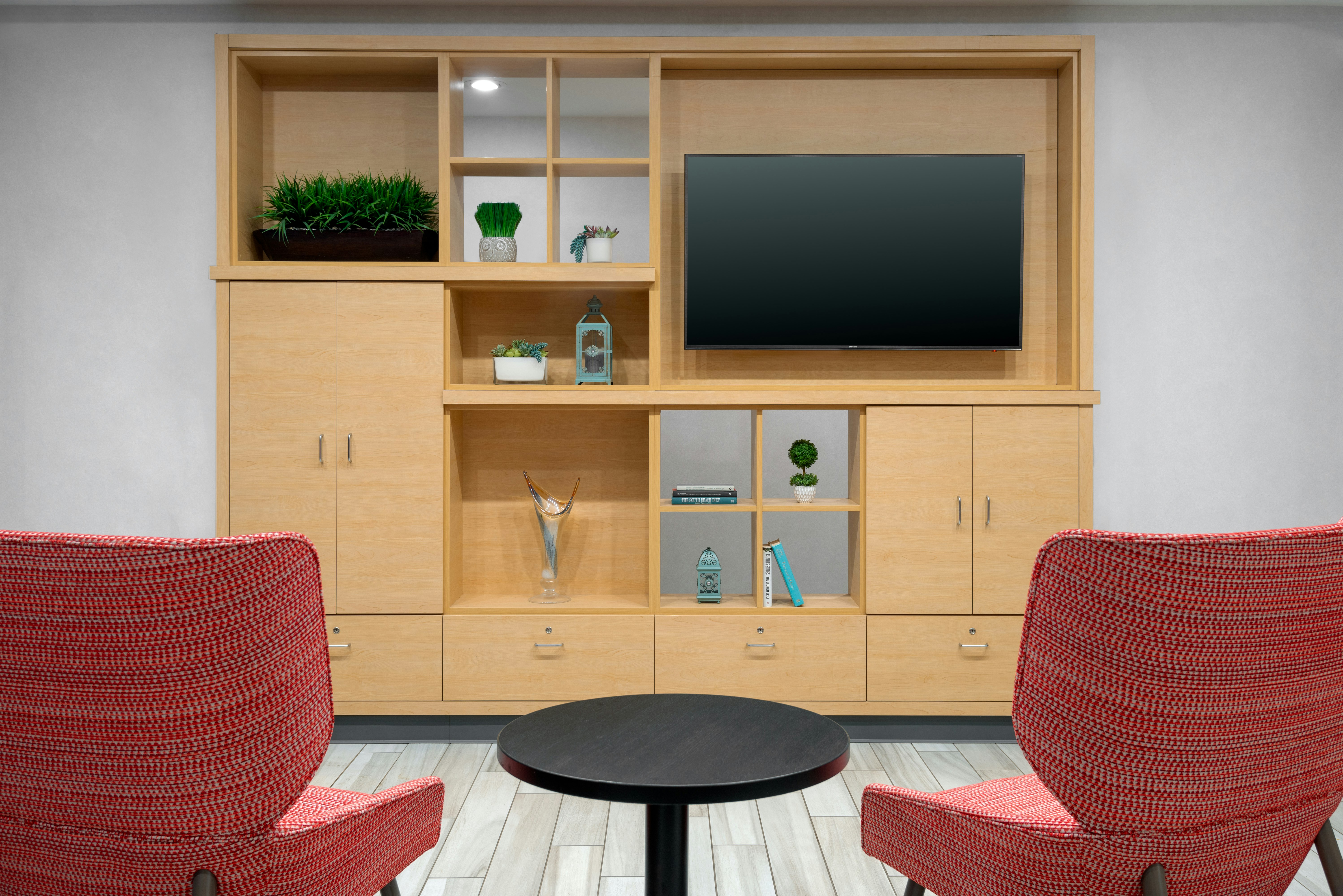 Home2 Suites By Hilton Buffalo Airport/Galleria Mall 38/44