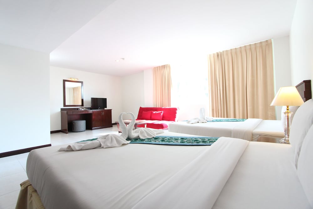 CROWN PATTAYA BEACH HOTEL 22/58