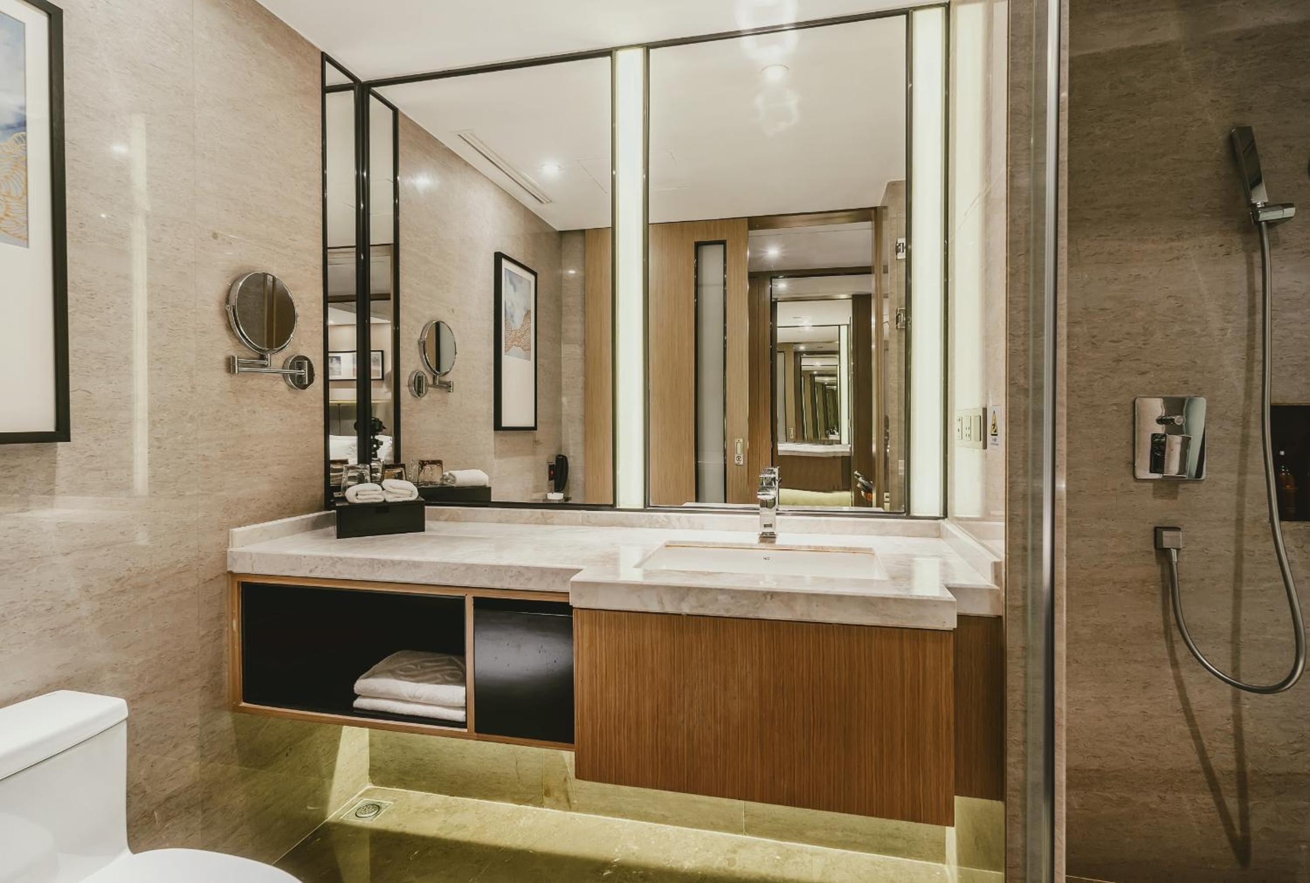 Xiamen United Hotel 51/54