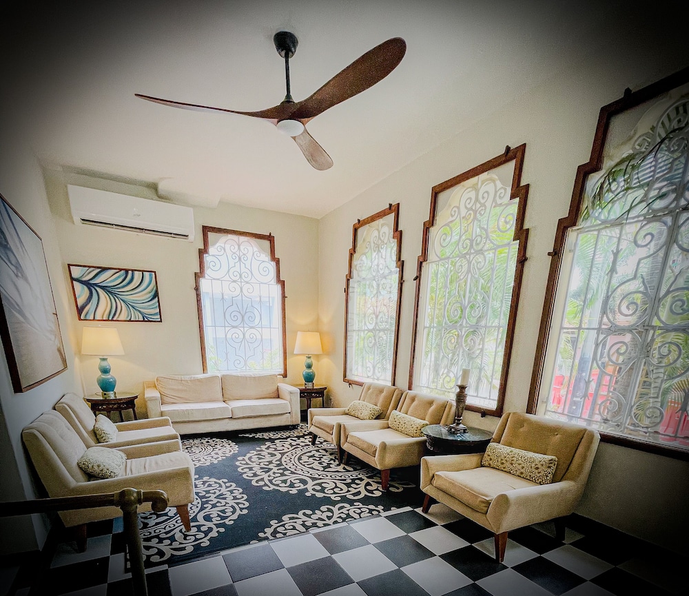 Canario Boutique Hotel 45/66