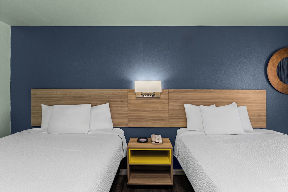 Days Inn by Wyndham Pratt 29/54