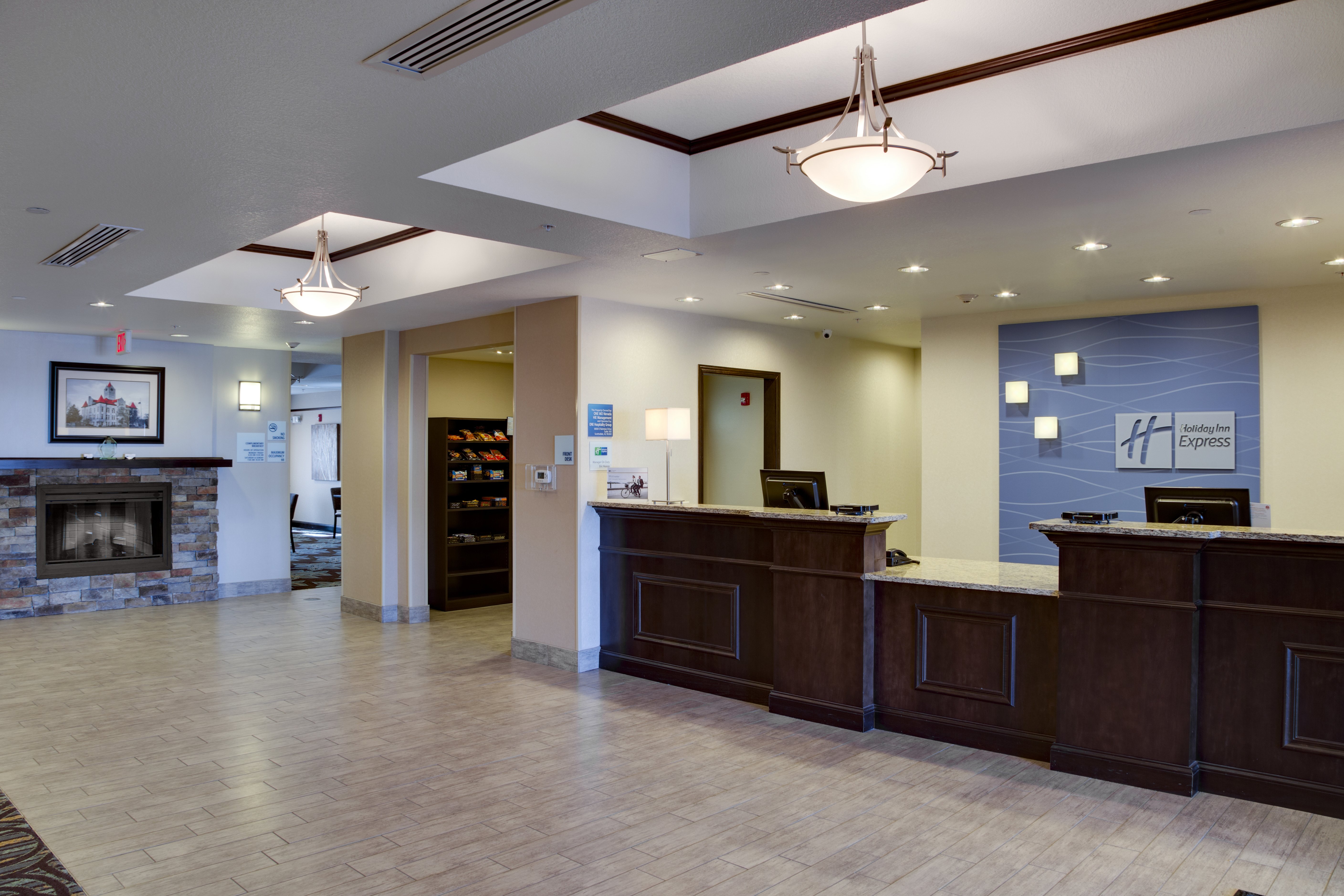 Holiday Inn Express Suites Nevada 7/66