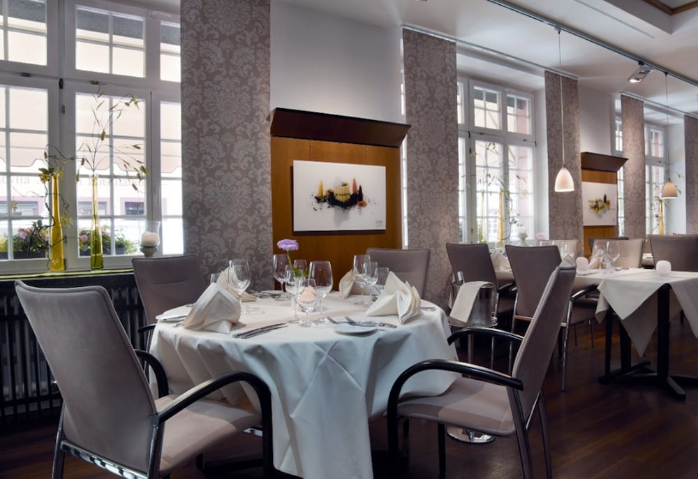 Hotel Schwert 36/50
