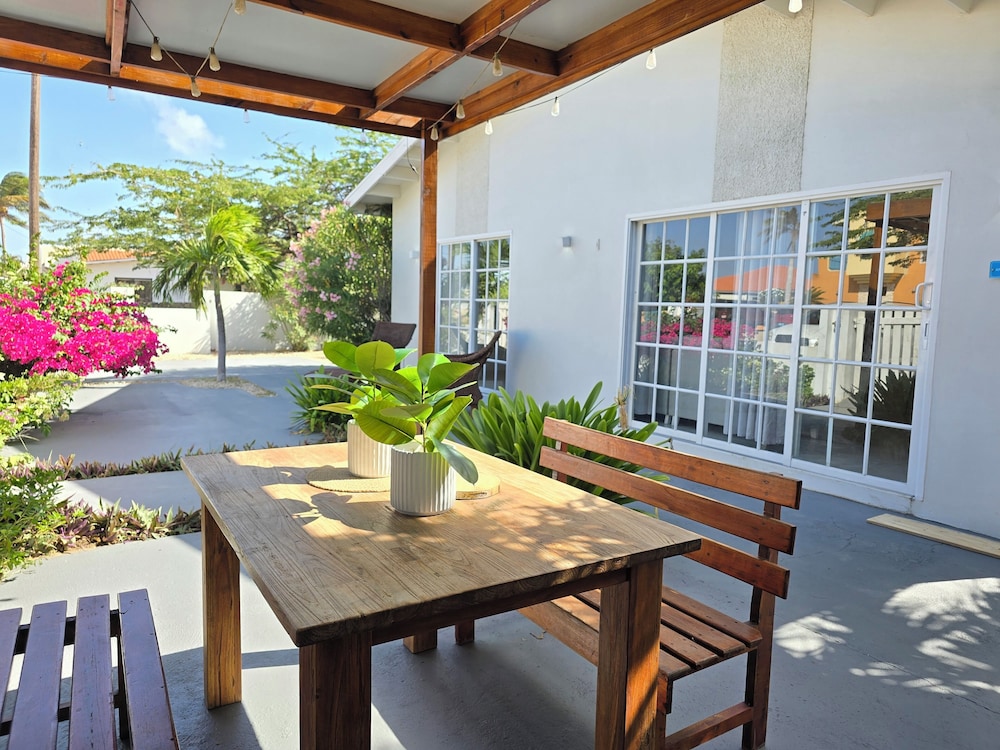 Bubali Villa And Apartments 58/70