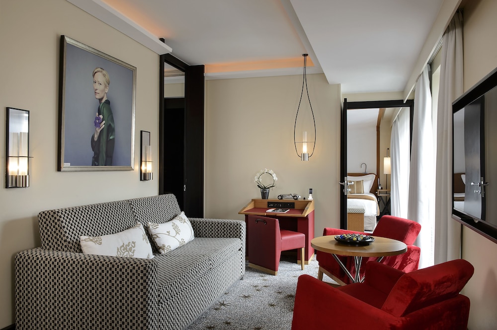 Five Seas by Inwood Hotels 42/60
